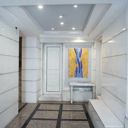 Leiland #colony_white_tower_suite